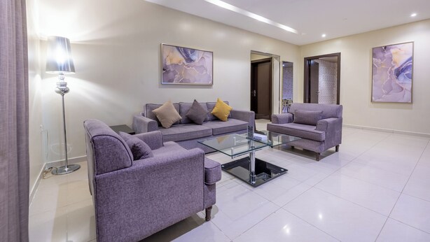 Apartemen, 1 kamar tidur | Tirai kedap cahaya, setrika/meja setrika, dan Wi-Fi gratis