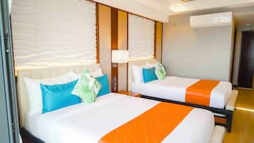 Deluxe Corner | Cortinas opacas y ropa de cama