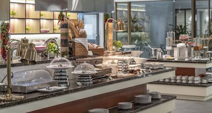 Garden View Court Suites Ho Chi Minh City