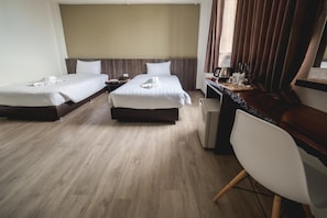 Desk, soundproofing, free WiFi - Veethara Boutique Hotel (Udon Thani)