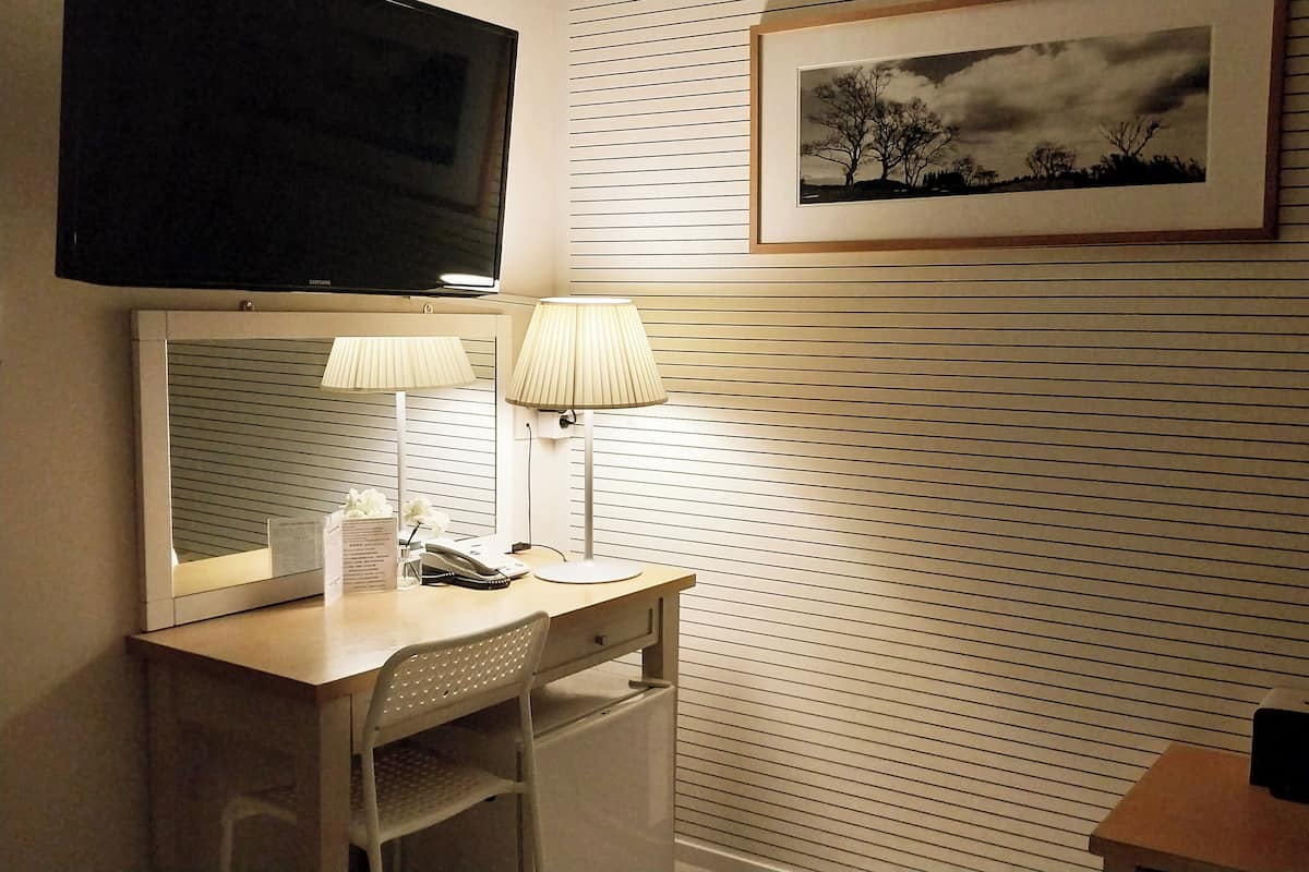 ห้องเก็บเสียง, Wi-Fi ฟรี