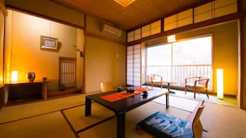 Chambre Tradition, salle de bains privée (Japanese Style, 8 Tatami-mats) | Coffres-forts dans les chambres, Wi-Fi gratuit, draps fournis