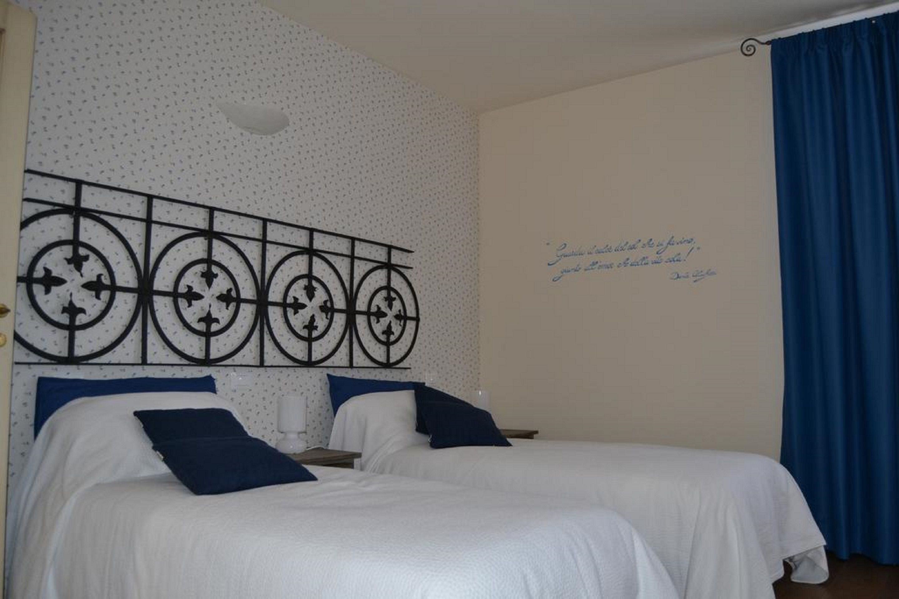 Habitación con 2 camas individuales, 2 camas individuales