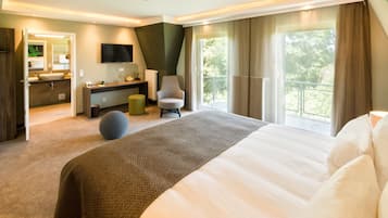 Suite "Junior" | Hochwertige Bettwaren, Zimmersafe, Schreibtisch, Babybetten