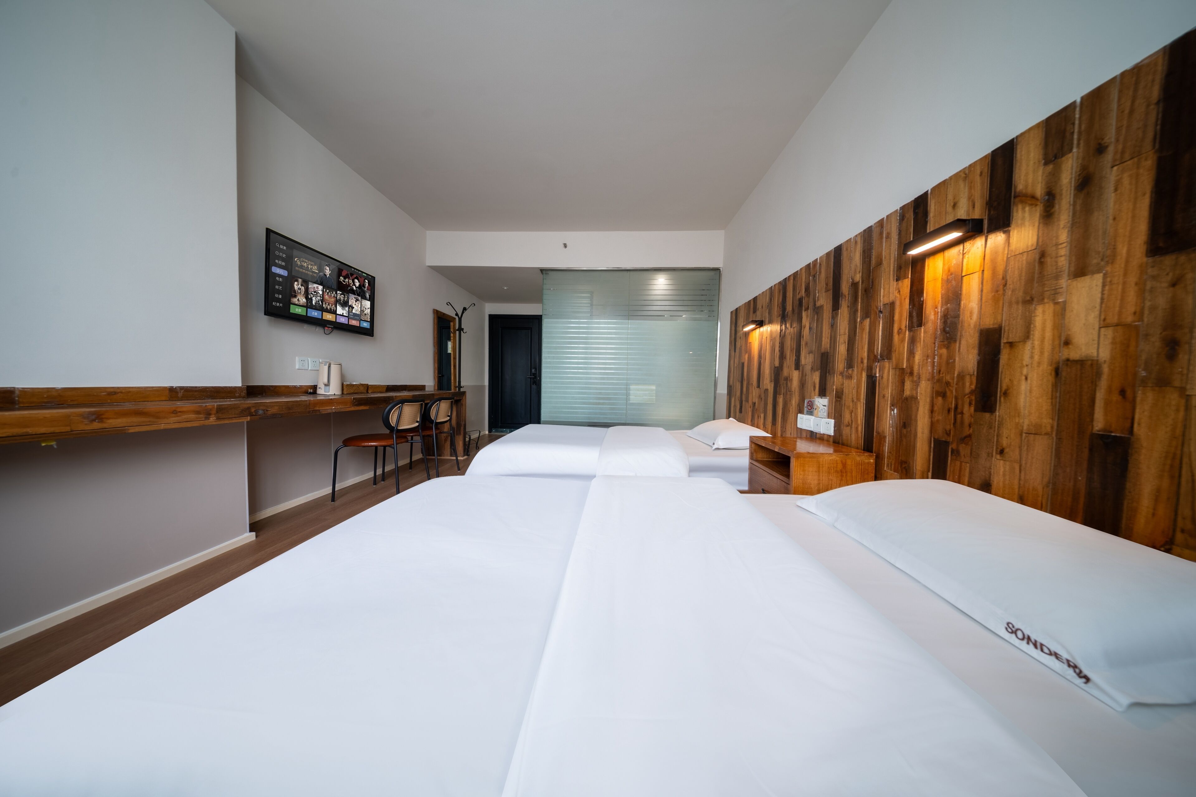 Photo - SONDERIA Lazybones Hostel