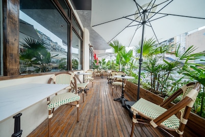 Chengdu Sonderia Hostel&Bar-Lazybones