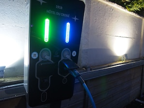 Electric vehicle-charging station