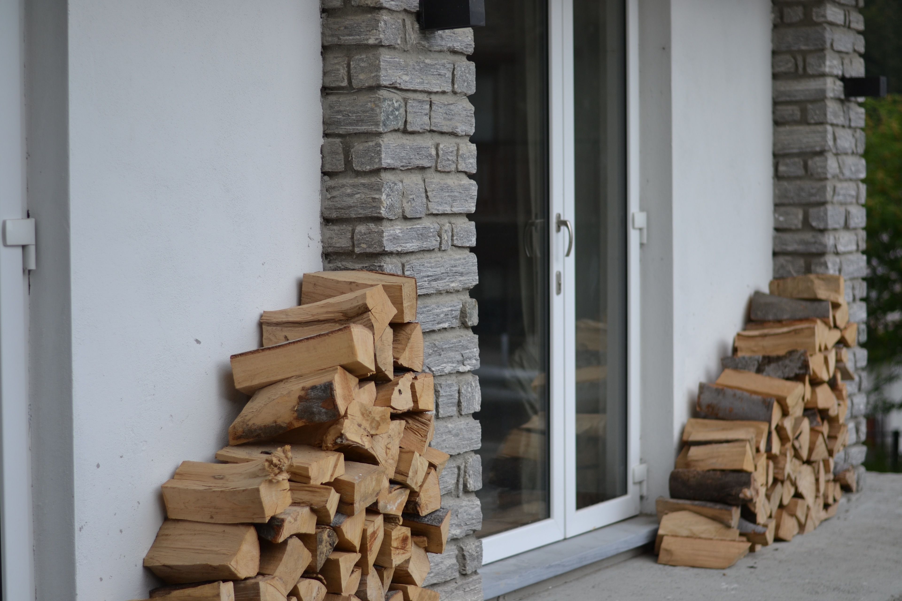 family room, mountain view | rollaway beds, free wifi, wheelchair access