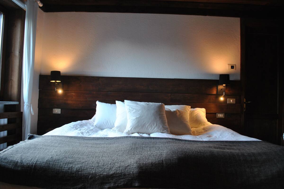 Deluxe Double Room | Rollaway beds, free WiFi