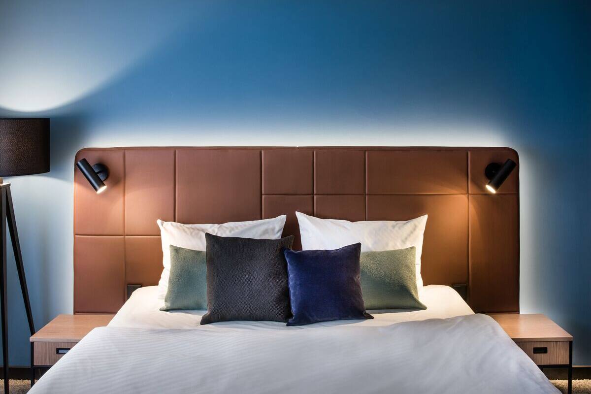 double room, river view | 1 bedroom, in-room safe, desk, laptop workspace