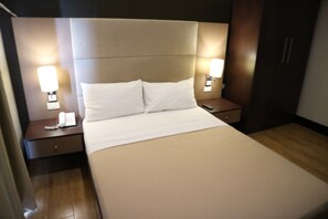 Habitación individual Deluxe | Escritorio y wifi gratis 