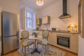 Superior Studio Suite | Living area