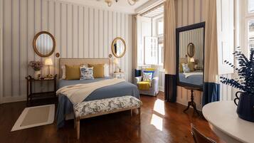 Superior Studio Suite | Free WiFi, bed sheets