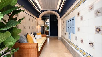 28-cm flat-screen TV with cable channels, TV