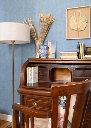Superior Studio Suite | Living area