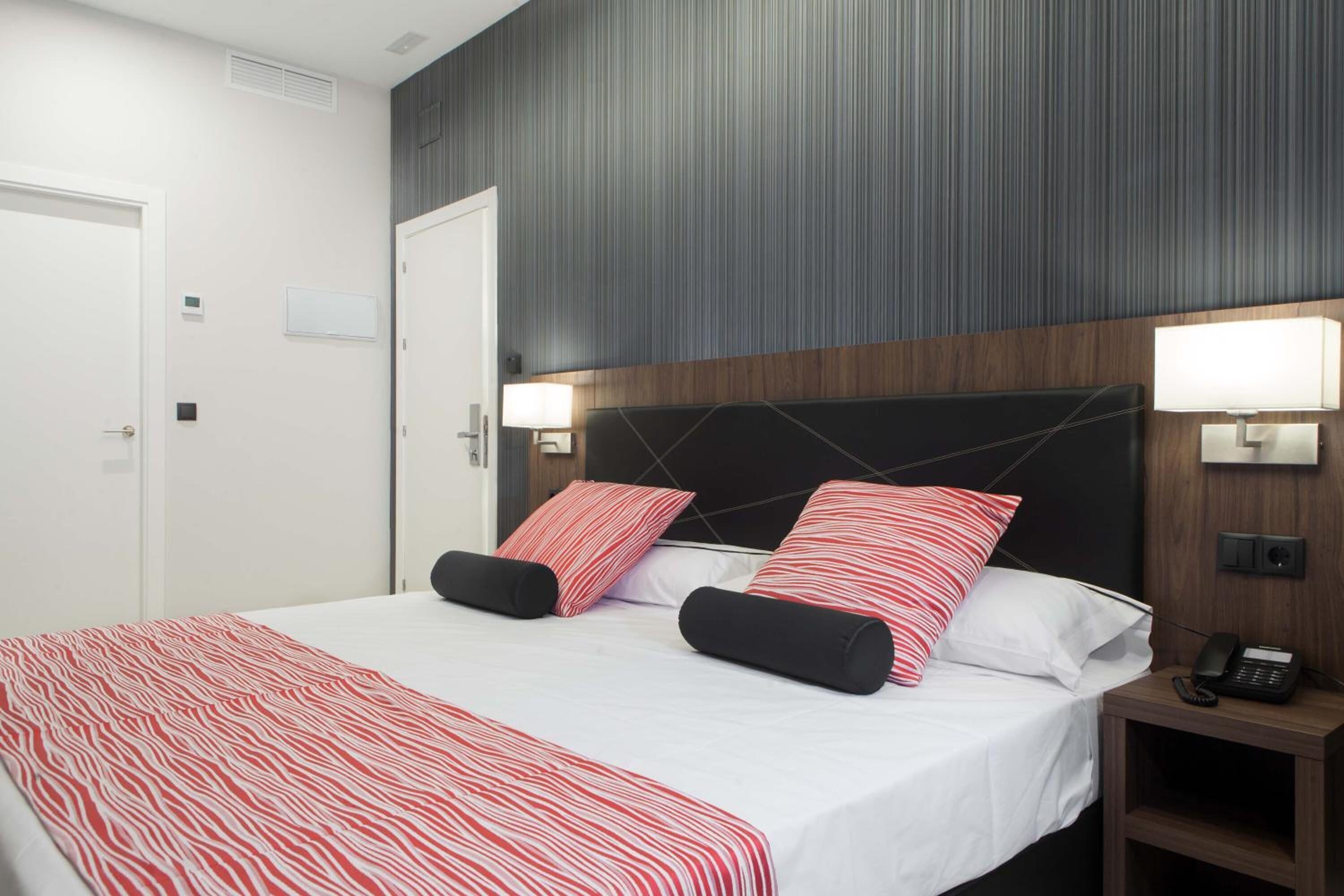 1 bedroom, minibar, in-room safe, desk