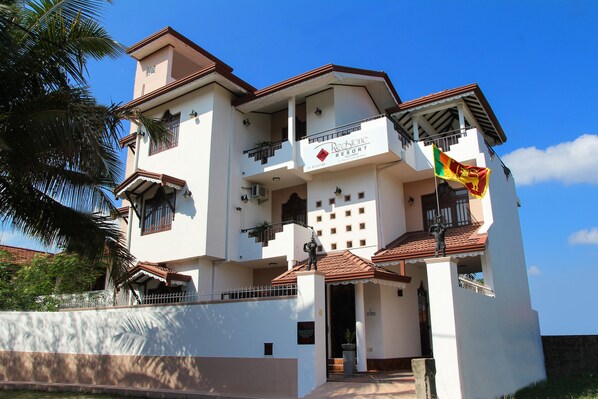 Exterior - Red Stone B&B (Negombo)