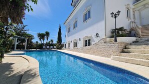 Luxury Villa | 1 bedroom, in-room safe, individually decorated, desk