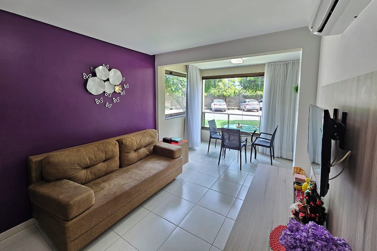 Apartemen | Area keluarga | TV
