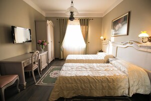 Premium bedding, minibar, in-room safe, desk