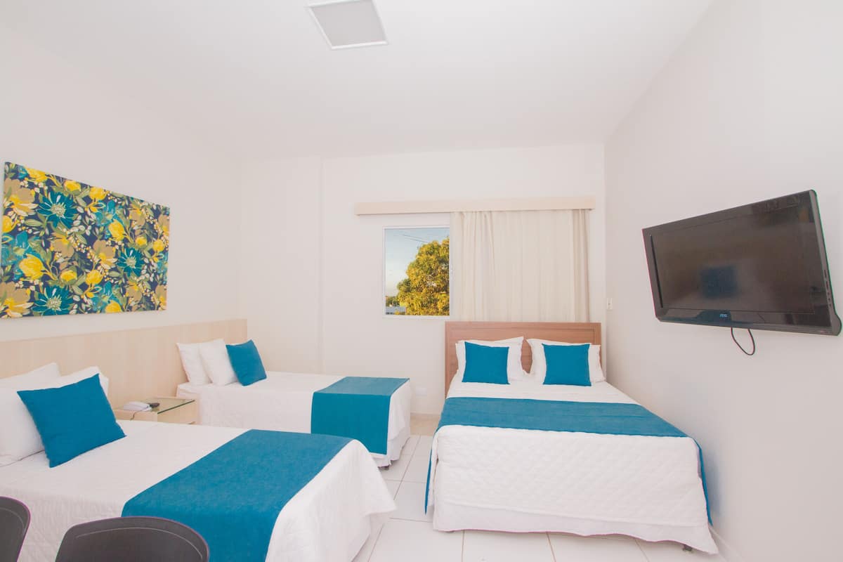 Apartamento Master Prime | In-room safe, desk, laptop workspace, blackout drapes