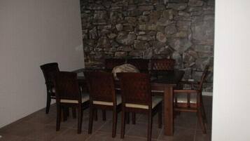 Family Apartment, 4 Bedrooms, Terrace | Living room | Flat-screen TV