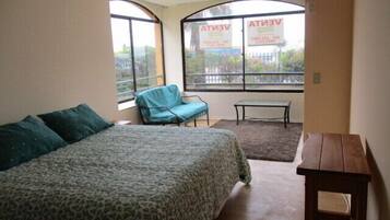 Family Apartment, 4 Bedrooms, Terrace | 4 bedrooms, free WiFi