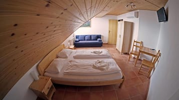 Free WiFi, bed sheets