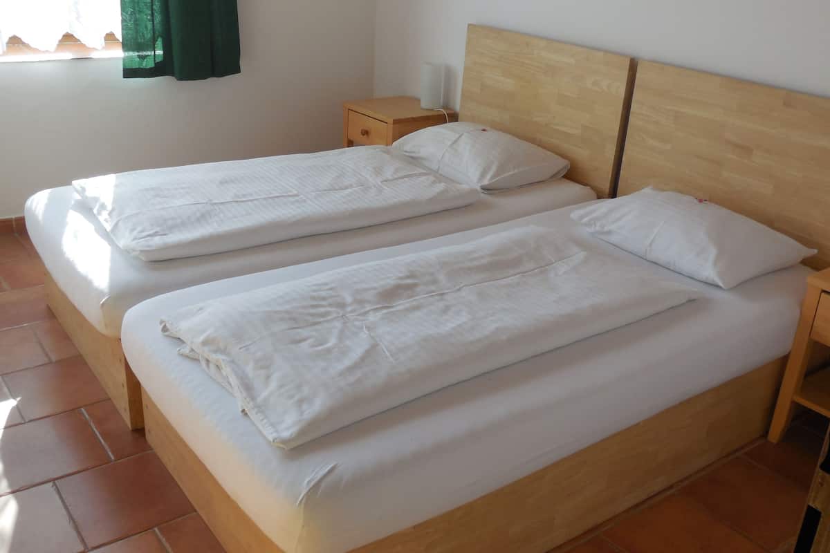 double room | 1 bedroom, free wifi, bed sheets