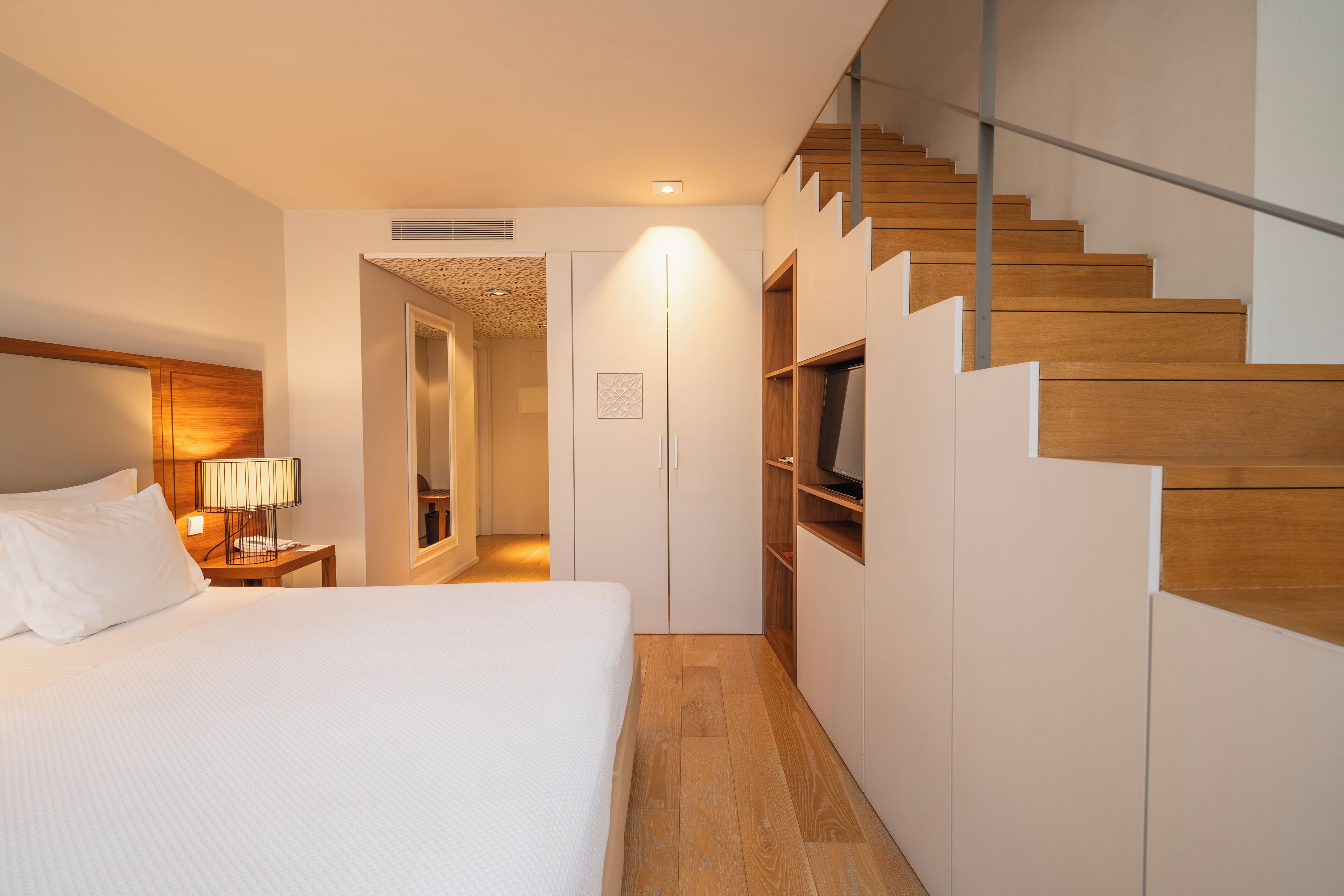 Classic Suite, 1 Bedroom | Minibar, in-room safe, individually decorated, individually furnished