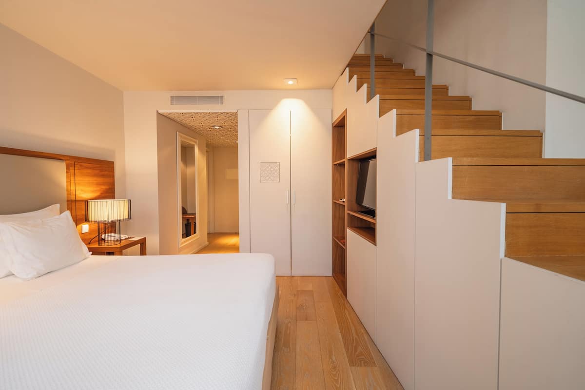 1 bedroom, minibar, in-room safe, individually decorated