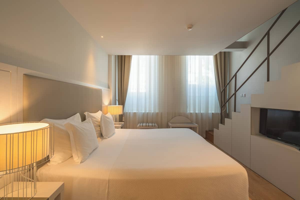 1 bedroom, minibar, in-room safe, individually decorated