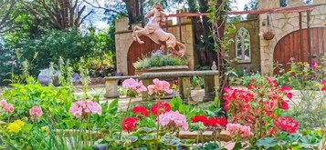 Casa exclusiva, baño privado (Entire Manor House) | Jardín