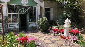 Exclusive House, Ensuite (Entire Manor House) | Exterior