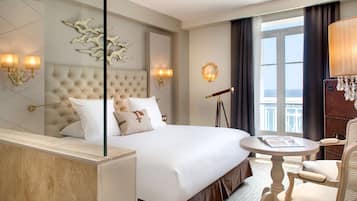 Deluxe Room, 1 King Bed, Sea View | Minibar, in-room safe, blackout drapes, soundproofing