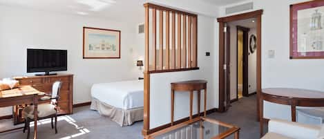 Ropa de cama hipoalergénica y minibar