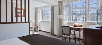 Melia White House Apartments