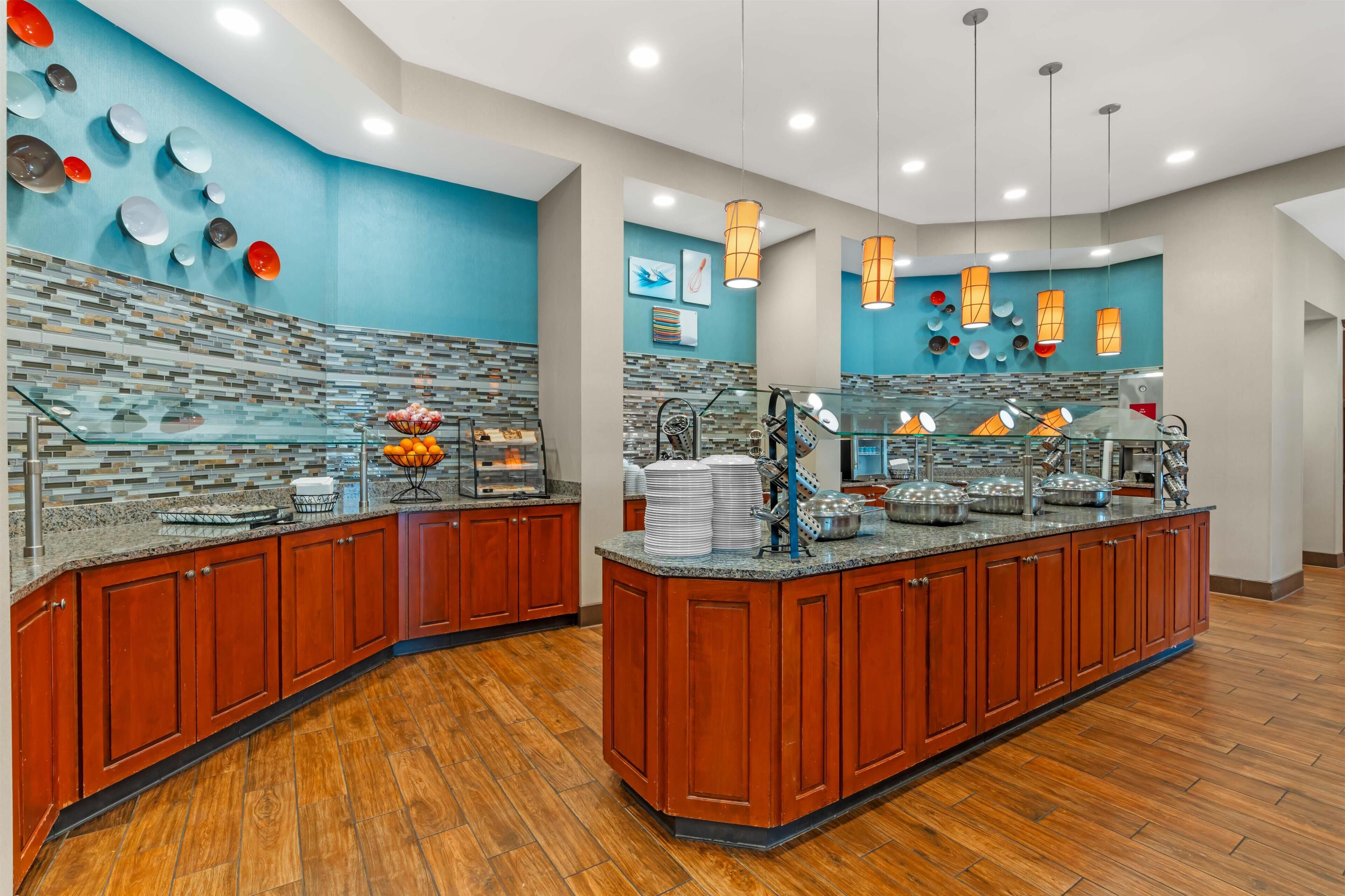 Free daily buffet breakfast
