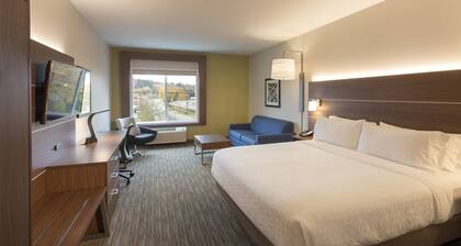 Holiday Inn Express & Suites Seattle South - Tukwila by IHG