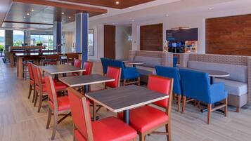 Continentaal ontbijt inbegrepen