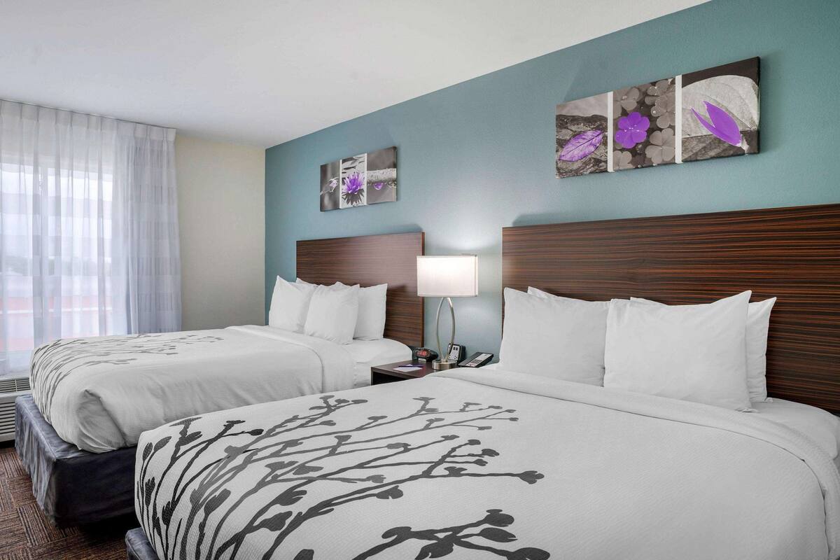 Egyptian cotton sheets, premium bedding, pillowtop beds, in-room safe