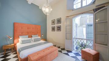 Apartemen Kota, 1 kamar tidur | 1 kamar tidur, seprai premium, dan isi minibar gratis