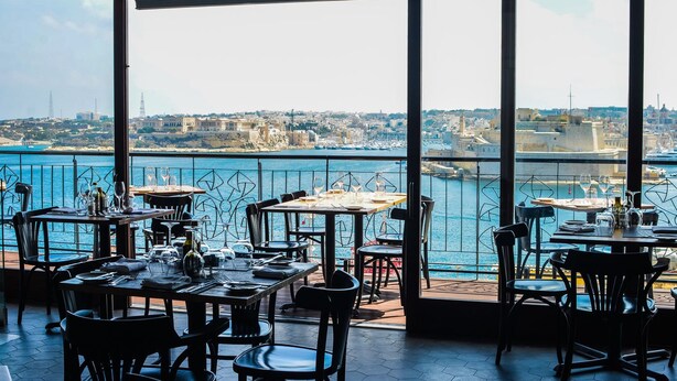 Daily buffet breakfast for a fee - The British Suites (Valletta)