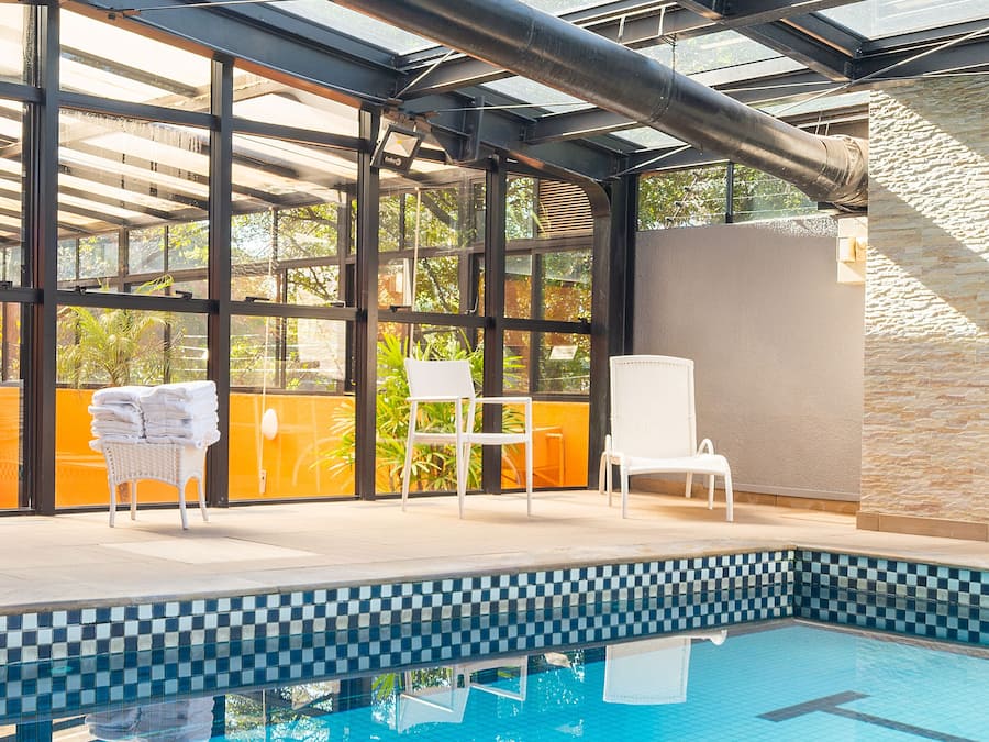 Una piscina techada