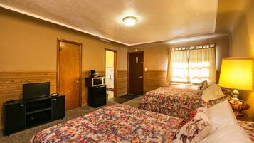 Luxury Room, 2 Double Beds | Soundproofing, free WiFi, bed sheets