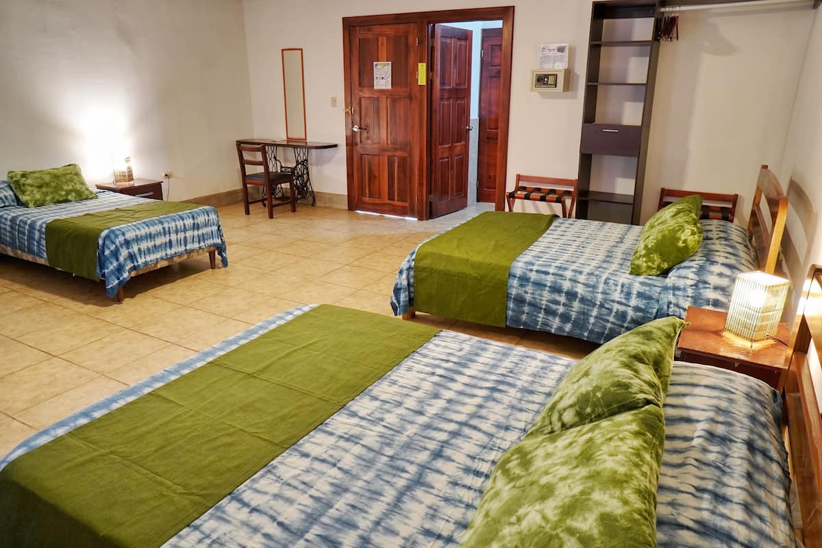 Family Room | In-room safe, desk, bed sheets