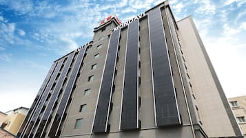 施設の正面