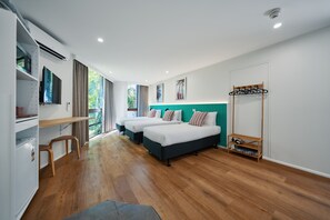 Triple room