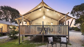 Deluxe Tent | Terrace/patio