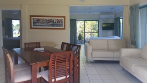 Appartement, 2 chambres, cuisine | Coin séjour